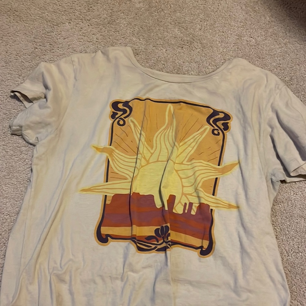 Baggy tee with graphic design